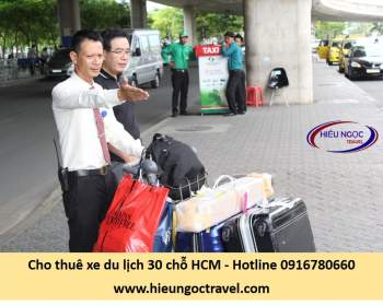 Kinh nghiệm thuê xe về quê ăn Tết, du lịch dịp Tết Nguyên Đán - HCM